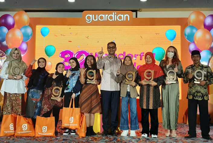 Guardian Celebrates 32nd Anniversary