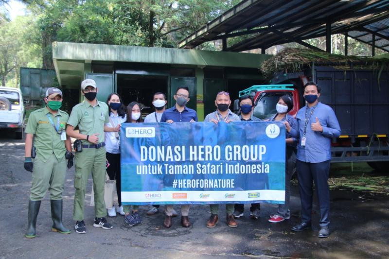HERO Group provides animal feed for Taman Safari Indonesia as token of social responsibility